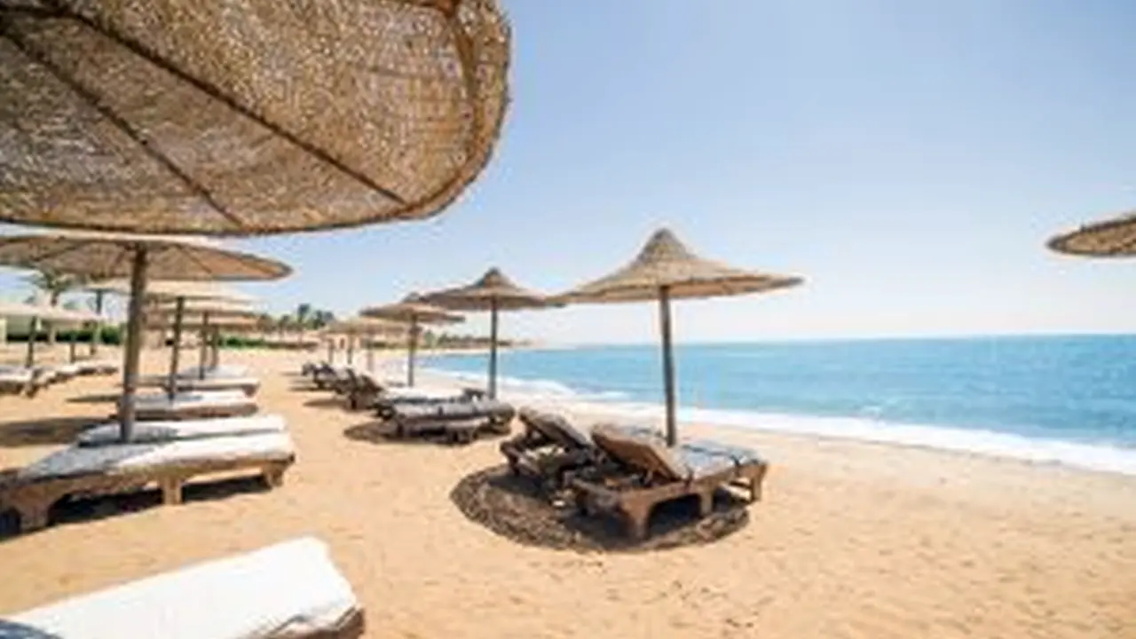 الفندق رومانس & أكوا بارك - العين السخنة